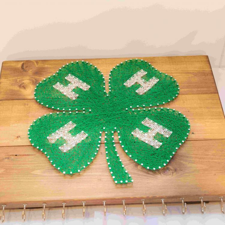  4-H Clover String Art